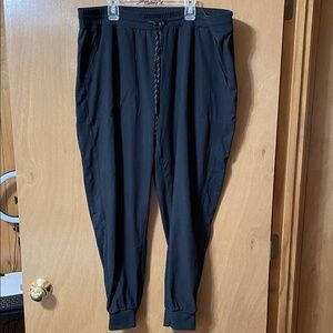 Zella Black Women's Jogger Track Pants